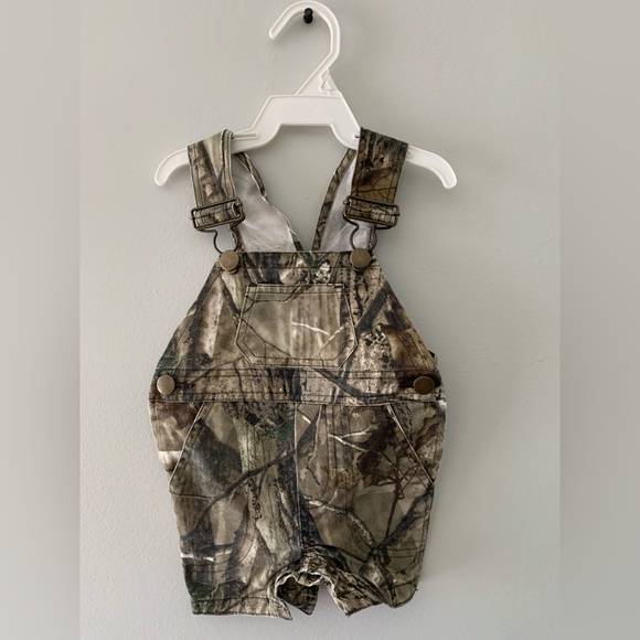 Bass Pro Shops 3 month Overalls - Picture 1 of 4